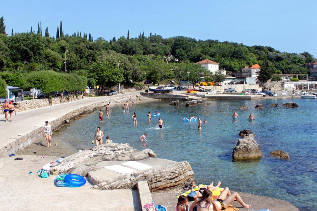 Apartments By The Sea Molunat, Dubrovnik - 8550 Exterior foto